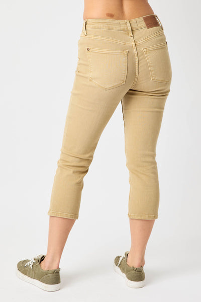 Judy Blue Mid Rise Garmed Dyed Capri