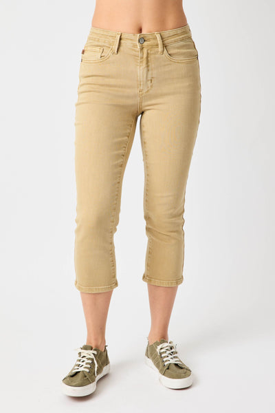 Judy Blue Mid Rise Garmed Dyed Capri