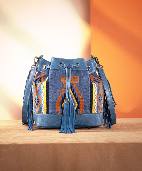 WRANGLER AZTEC KNITTED BUCKET BAG