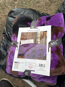 Mia™️ Twin Cow Print Throw-Purple