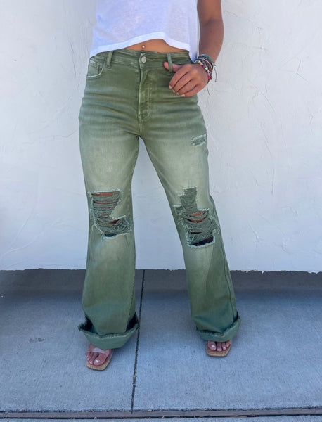 BLAKELEY DISTRESSED COLOR JEANS