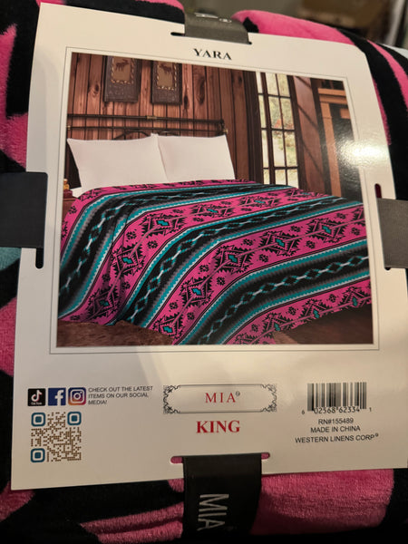 King Size Mia Throw Blanket - Pink Aztec