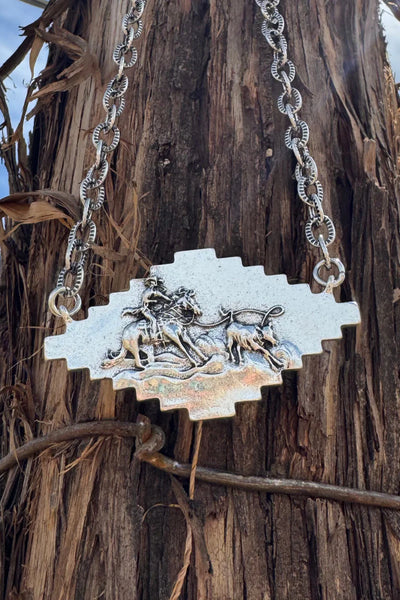 CALF ROPER NECKLACE