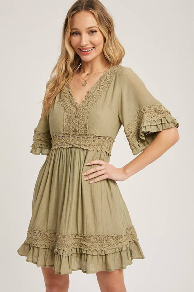 V-NECK LACE TRIM DRESS