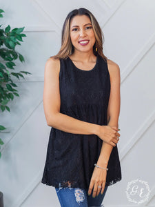 LACE SLEEVELESS TOP