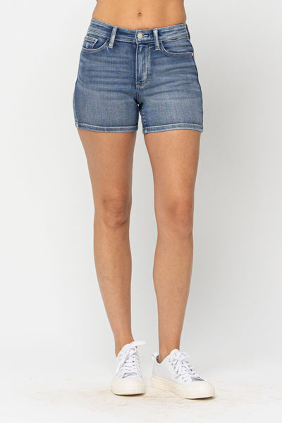 JUDY BLUE MIDRISE CONTRAST WASH WITH DESTROYED POCKET SHORTS