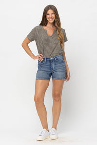JUDY BLUE MIDRISE CONTRAST WASH WITH DESTROYED POCKET SHORTS