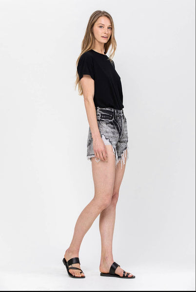 SUPER HIGH RISE MOM SHORTS W HIDDEN BUTTON