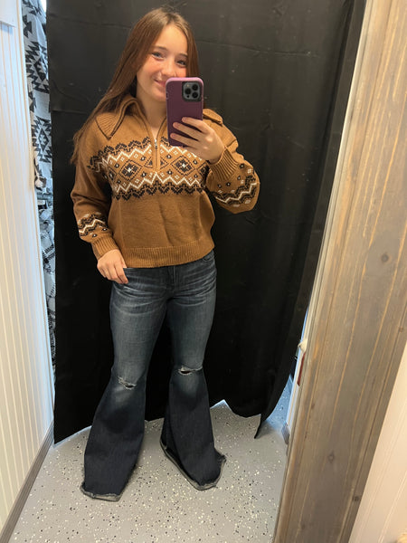 QUARTER ZIP SWEATER
